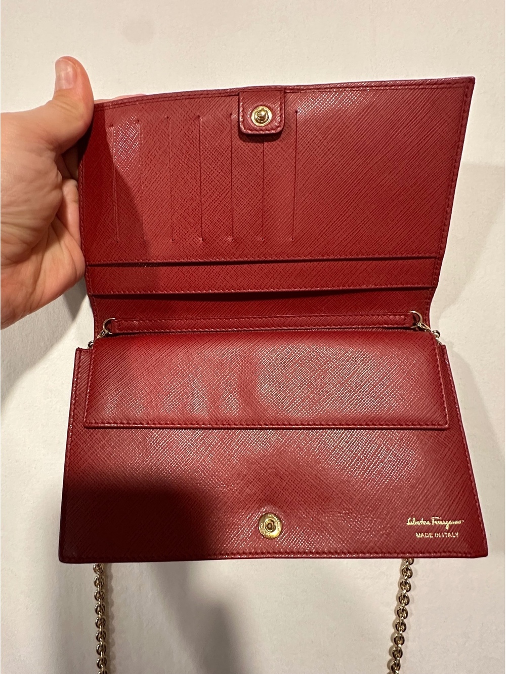 Salvatore Ferragamo Vara Bow Wallet Crossbody Removable Chain Red Saffiano Italy - Picture 9 of 10